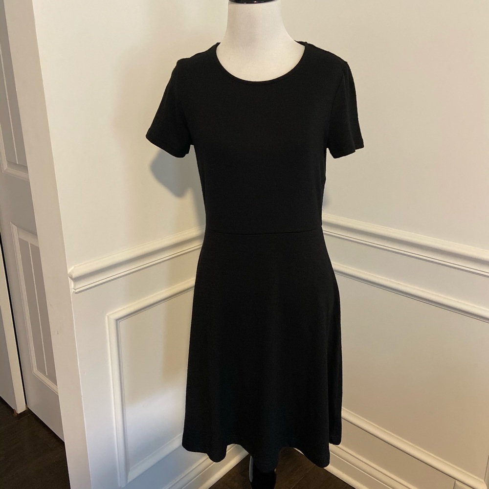 Gap Short Sleeve Black Sweater Dress